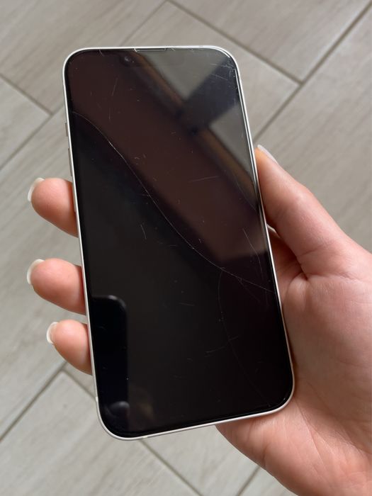 IPhone 13 128gb бв