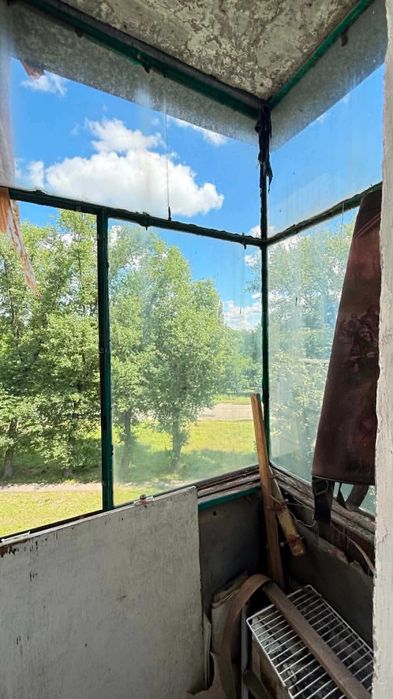 Пропоную купити 1 кім. квартиру в с.Синельникове, вулиця Центральна.