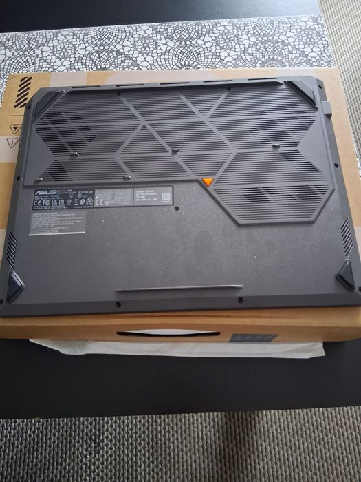 Laptop Asus tuf gaming A16, gtx 5050