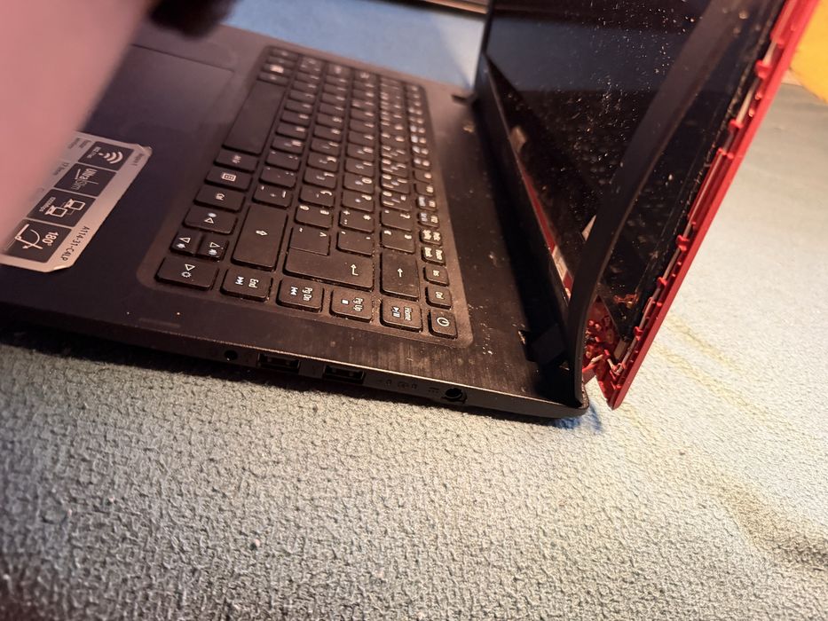 Computador Acer Aspire 1