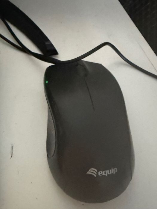 Set Monitor LG, teclado acer, rato câmera e fones