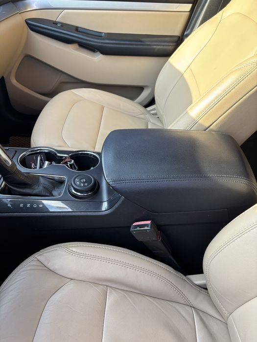 Форд Єксплорер XLT 2017