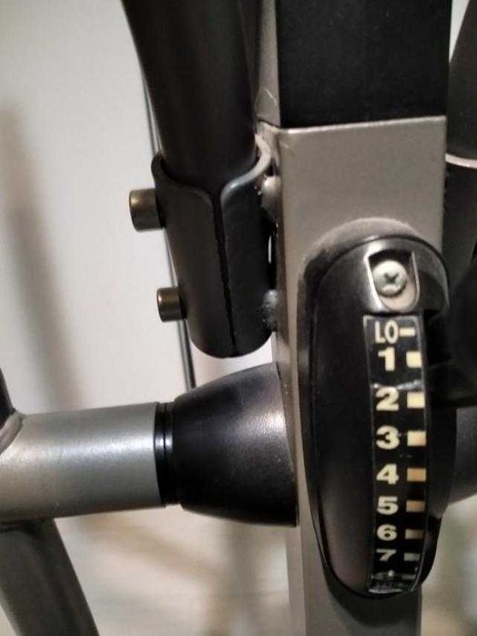 Орбітрек, еліптичний тренажер Sportop E850P