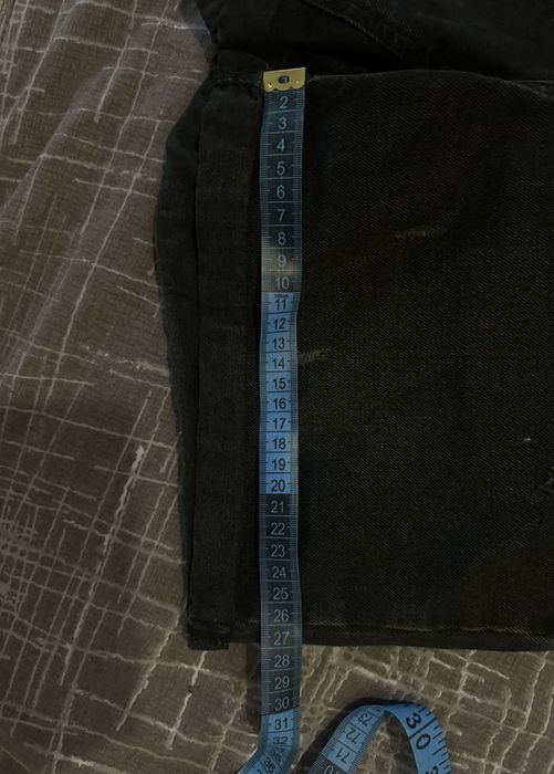 Джинсові жіночі шорти чорного кольору