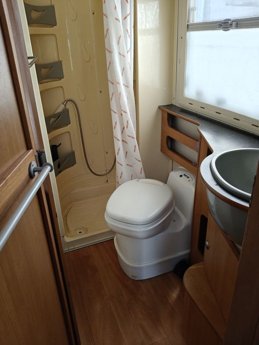 Autocaravana Fiat Ducato 2005   2.3 130cv  170000 KLm muito economica