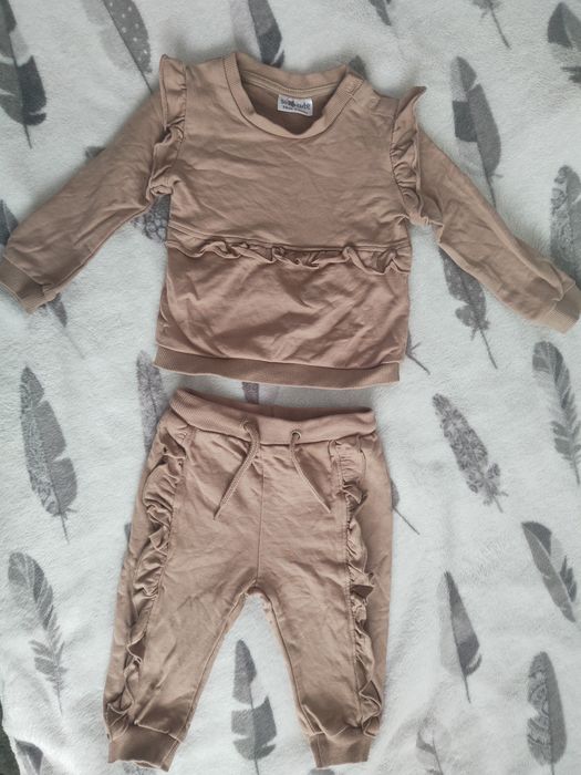 Komplet niemowlęcy bluza i spodnie dres