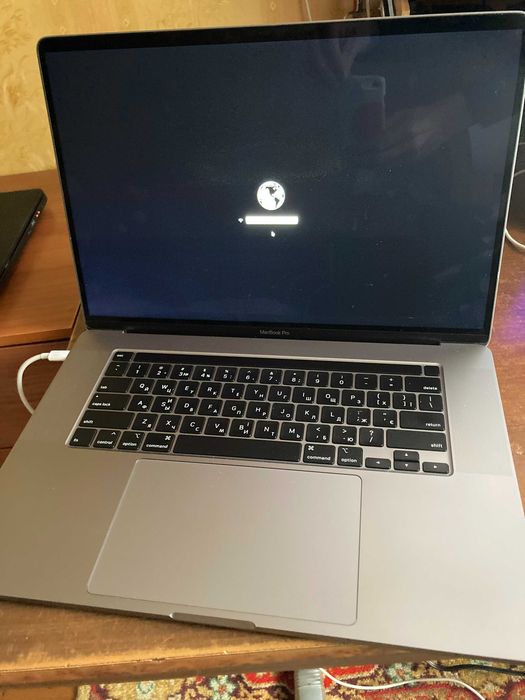 комплектуючі до macbook  a2141  a2179  a1708 a1707 a2159