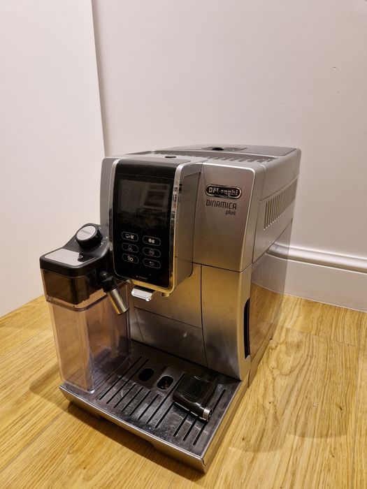 Ekspres do kawy DeLonghi Dinamica plus