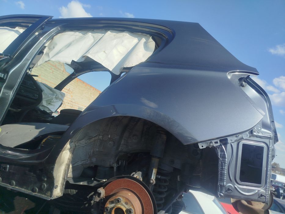 BMW f20 tylny lewy błotnik ćwiartka B39
