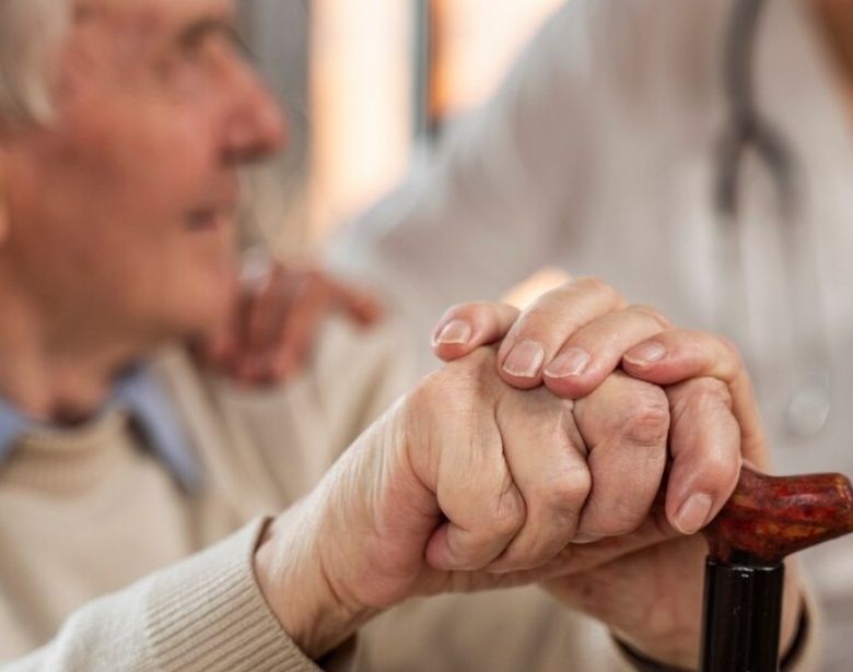 Apoio domiciliário senhor