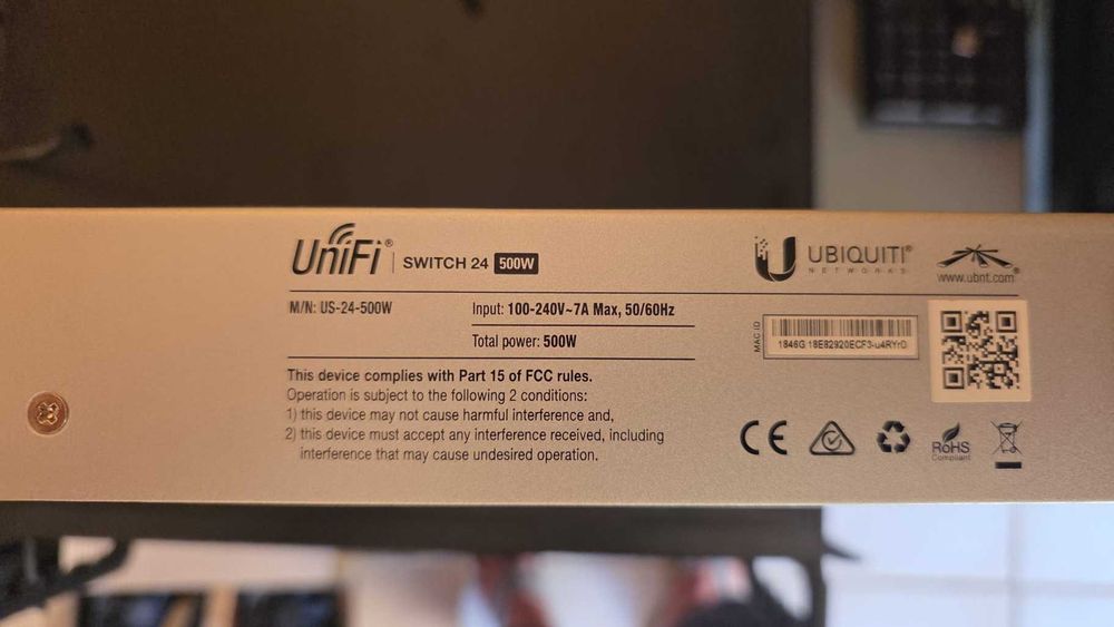 Ubiquiti UniFi Switch 24 500W (US‑24‑500W)