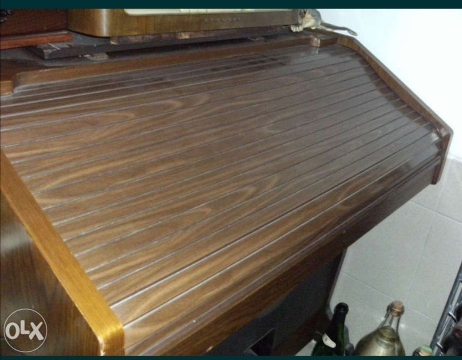 Órgão CRUMAR 920 vintage