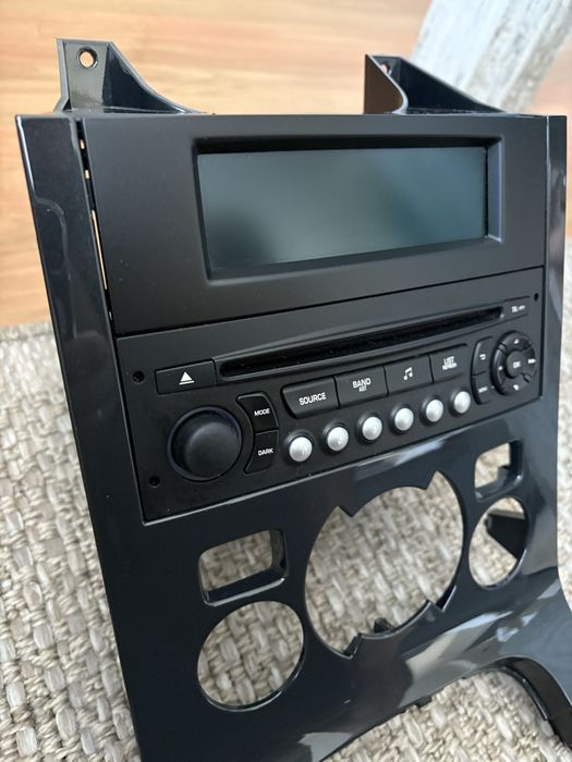 Radio Peugeot 3008  z komputerem pokładowym Citroen