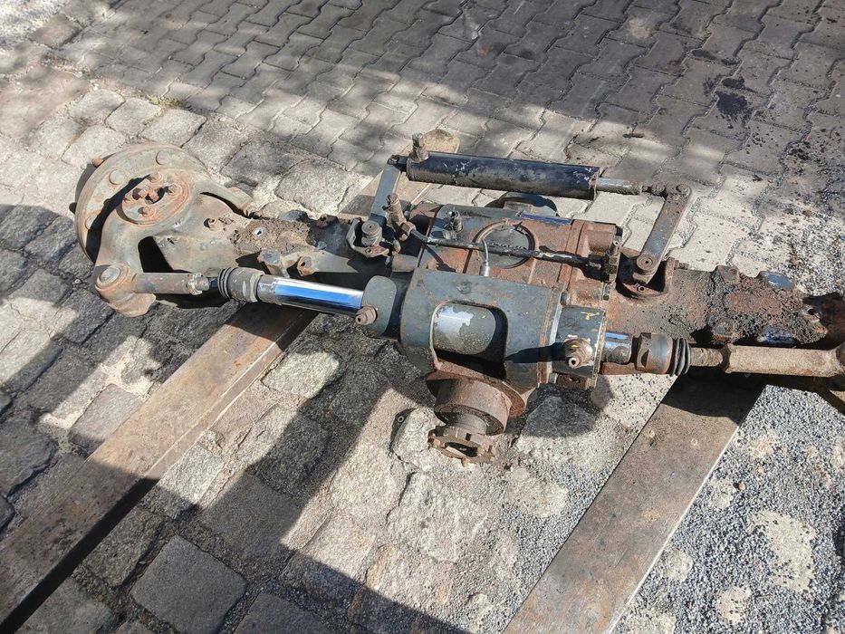 mosty napędowy 212 spicer,silnik hydrauliczny jazdy