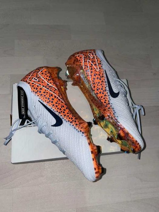 Zoom Mercurial Vapor 16 Elite FG Electric Pack R.39