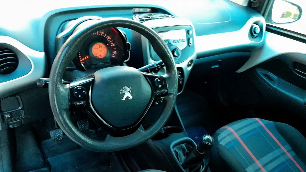 Peugeot 108 Benzyna & 5 drzwi  & Klima