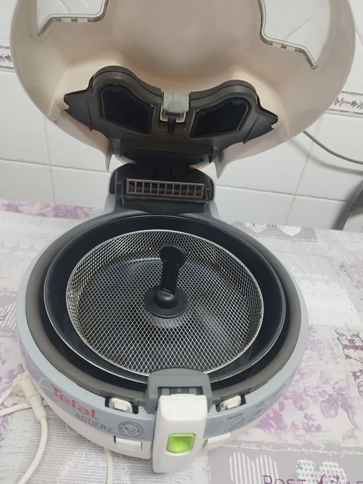 Fritadeira de ar quente Tefal Actifry