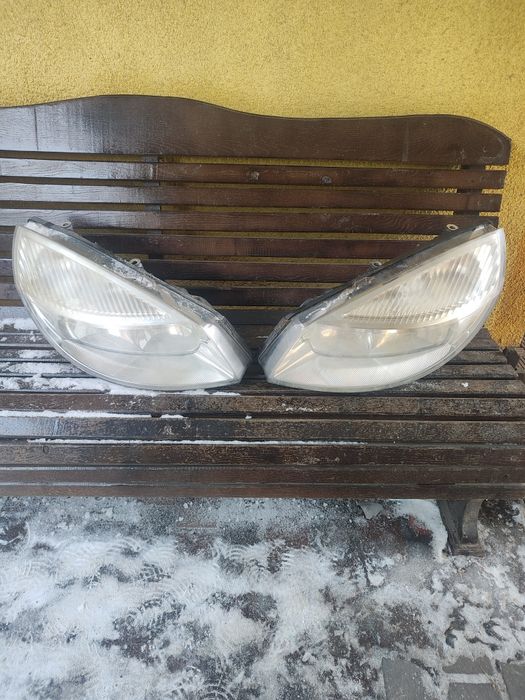 Фари Рено сценік 2