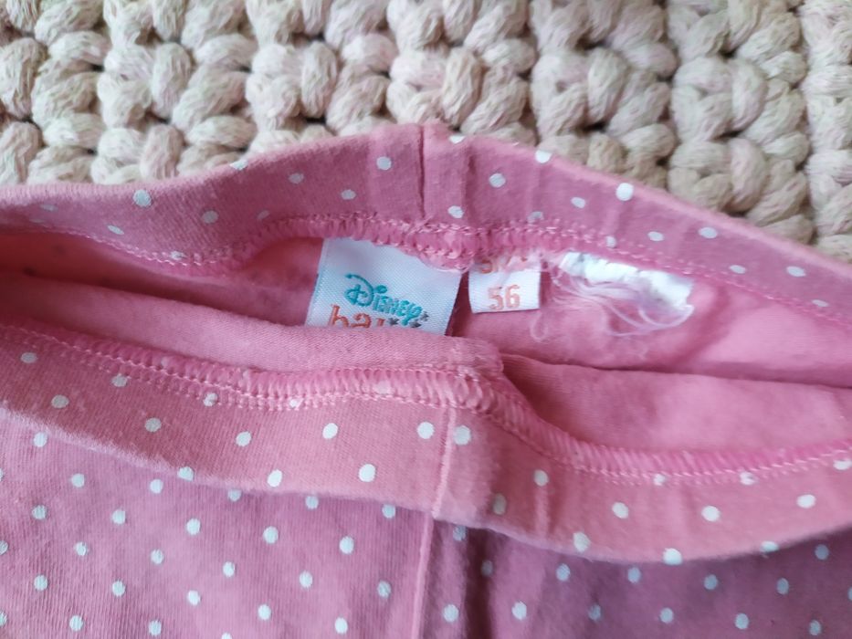 Zestaw 2 szt niemowlęcych spodenki legginsy półśpiochy 56 Disney Pepco