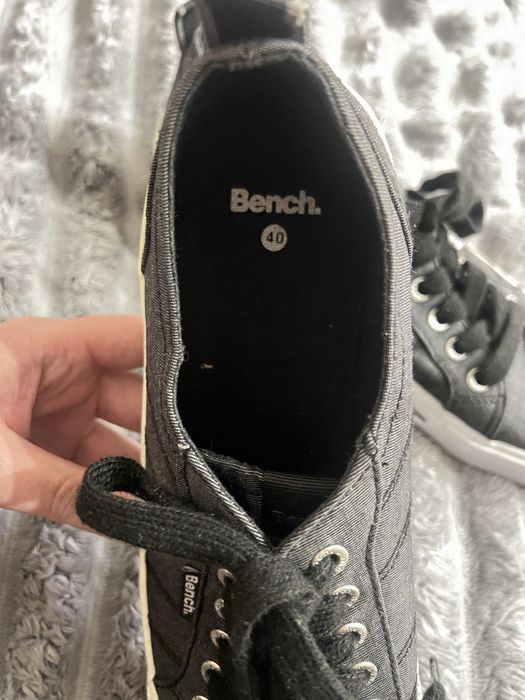 Кеди 40 розмір Bench
