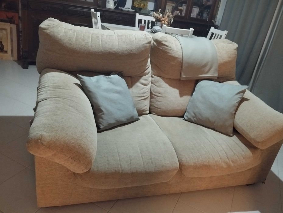 Sofá em bom estado