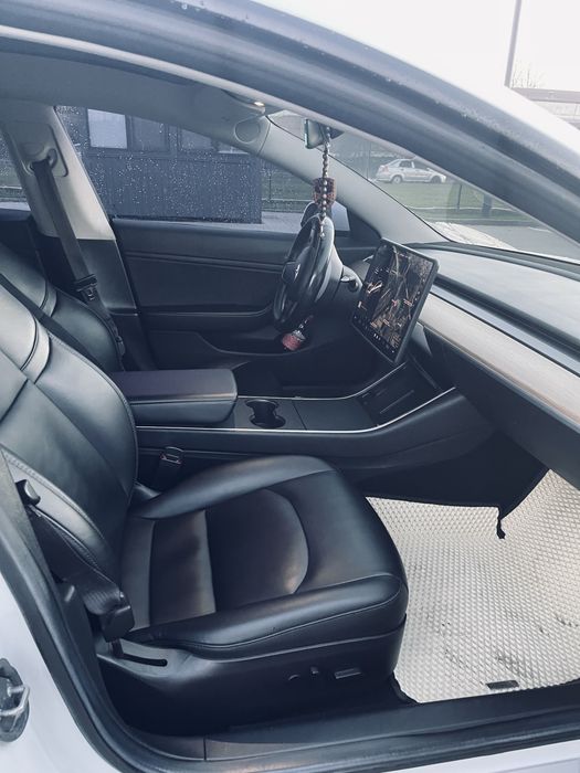 Продам Теслу Модель 3 Лонг Рендж 75D тесла модел 3 tesla model 3