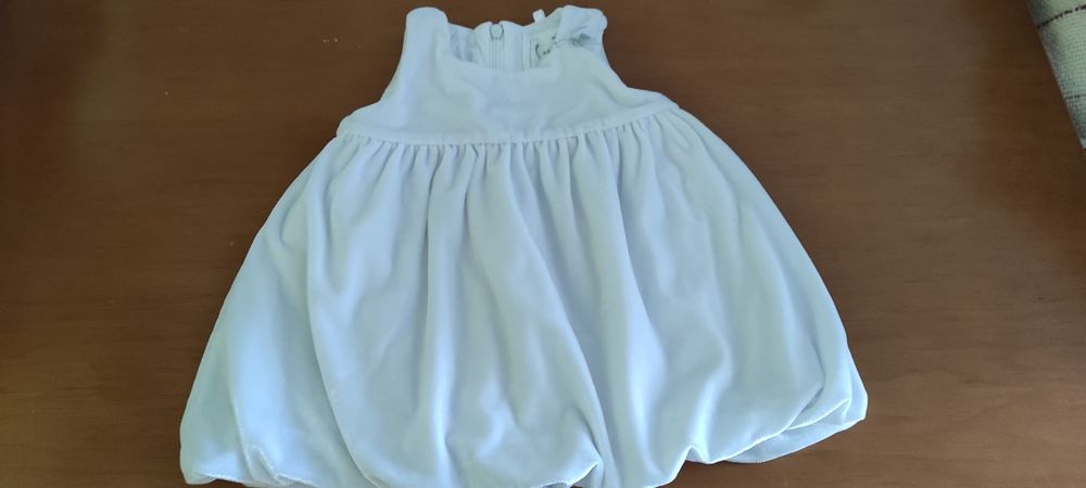 Sukienka rozm. 62 cm.