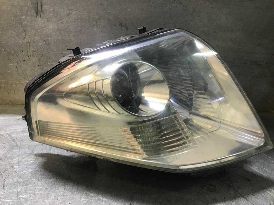 Ótica / Farol Esquerdo RENAULT VEL SATIS - 8200014357