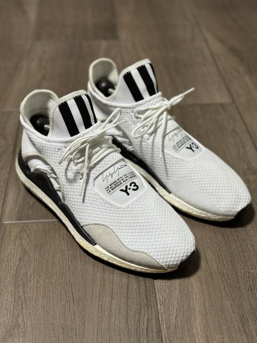 Adidas  Y-3 by Yonji Yamamoto Men White Low Top Sneakers Trainer
