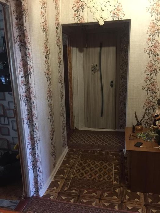 Продам 3 х комнатную в центре