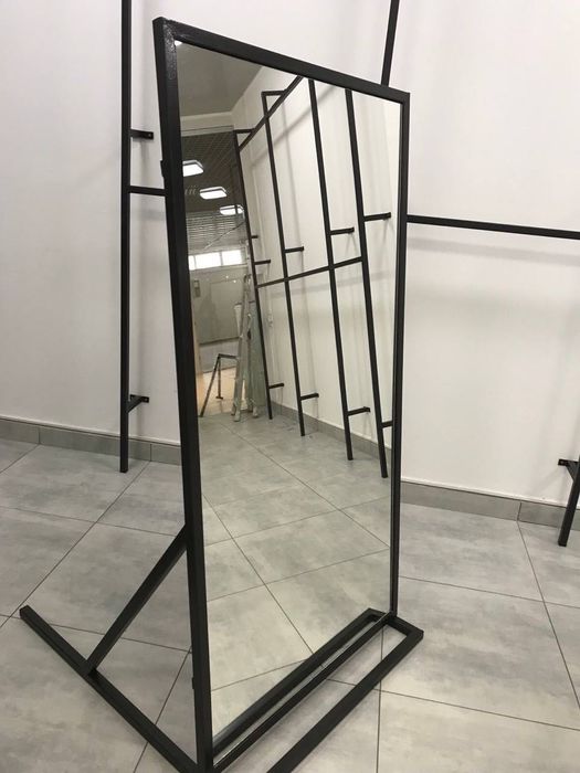 Продам зеркало металічне