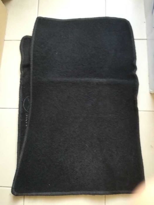 Tapetes Mercedes classe C W202 em bom estado