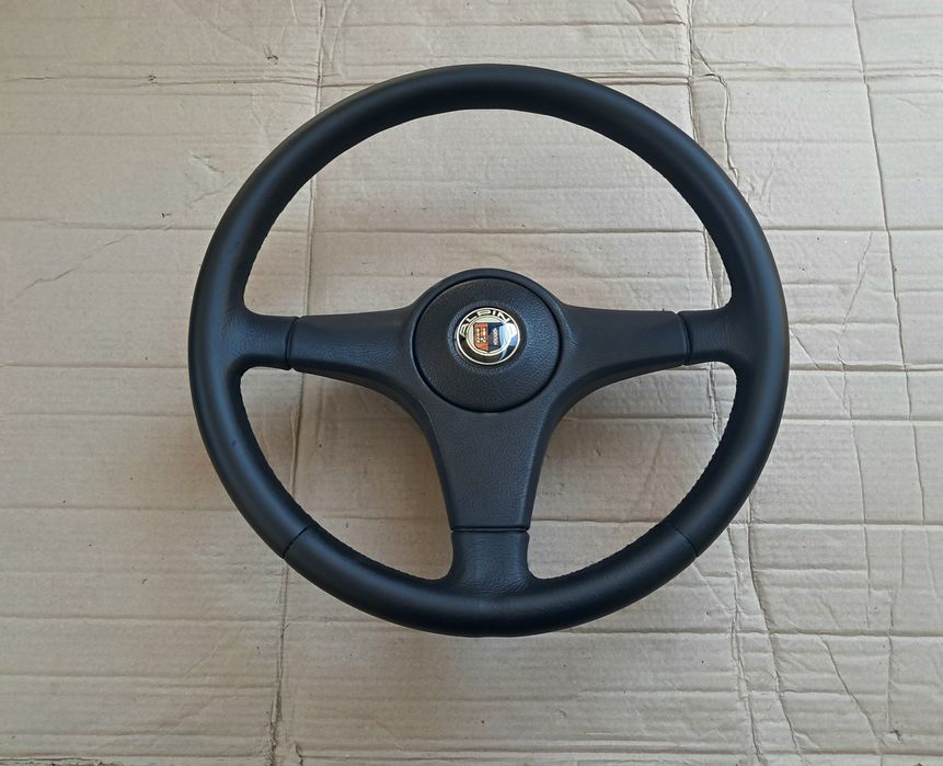 Руль bmw e30 e34 e32 e28 M3 M5 Alpina  m technic