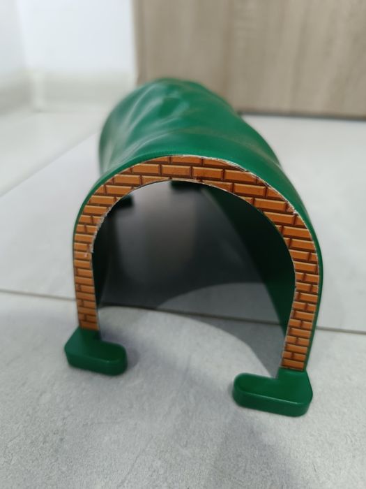 Tomek i Przyjaciele Tomy/Trackmaster Tunele