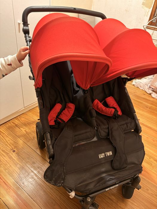 Carrinho de gemeos Easy Twins