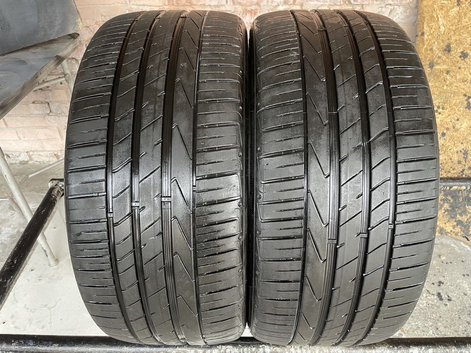 Літні шини 255/40R20 Hankook