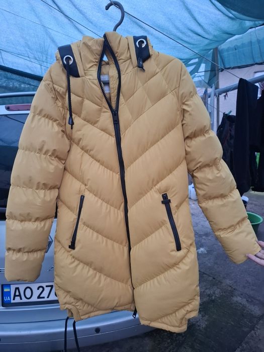 Пуховик жіночий розмір М