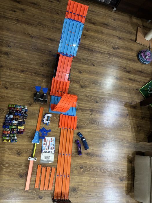 Hot wheels tor z samochodami