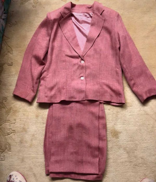 Fato de senhora, cor de rosa, L - 40