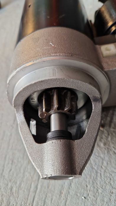 HATZ 1B40 1B50 rozrusznik elektryczny oryginalny MAHLE ISKRA