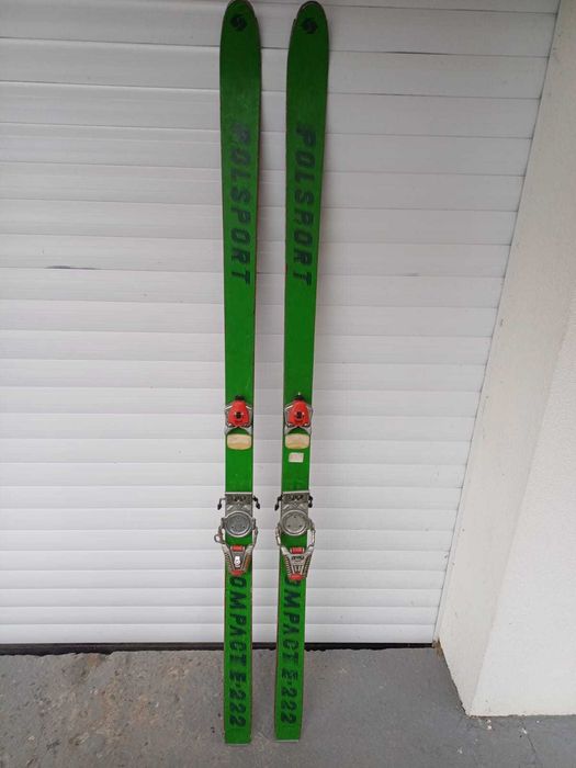 Narty Polsport zabytek PRL