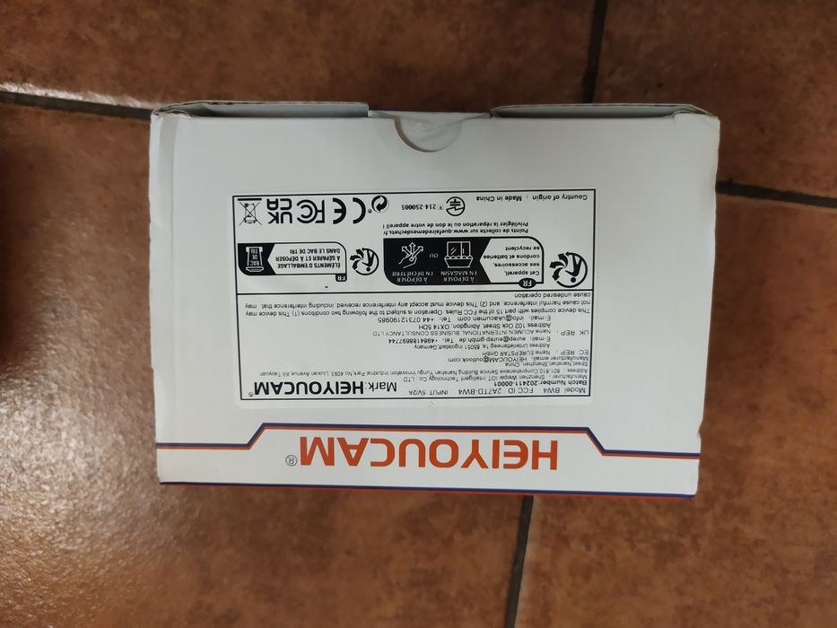 Sprzedam dwie kamery wifi do monitoringu.