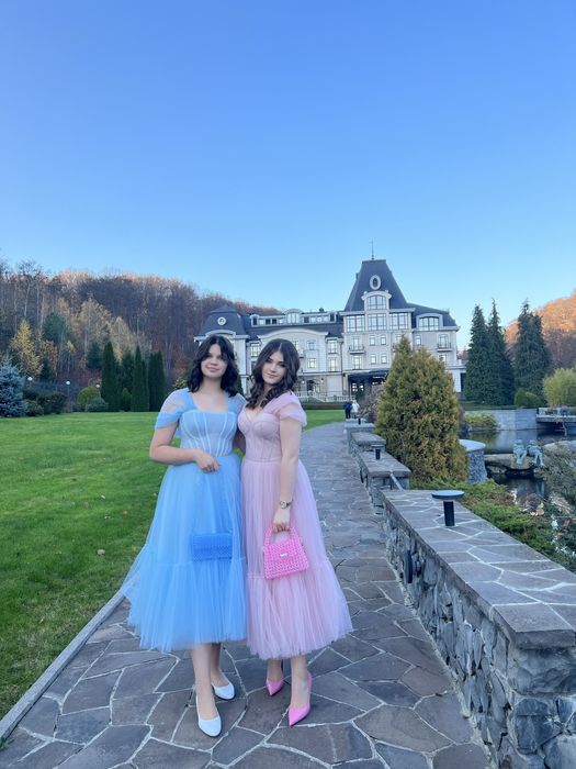 вечірня дизайнерська сукня