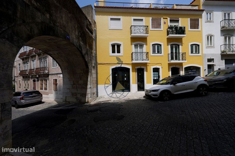 Commercial shop in Santo António, Lisbon