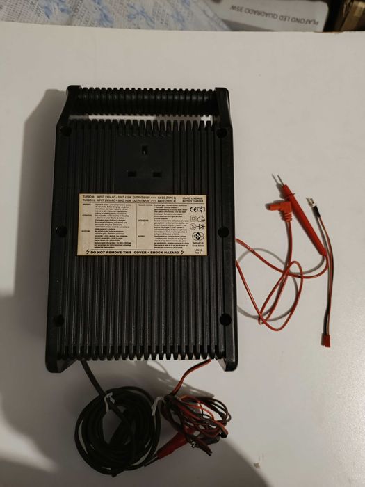 Carregador de Bateria 12V Turbo 8