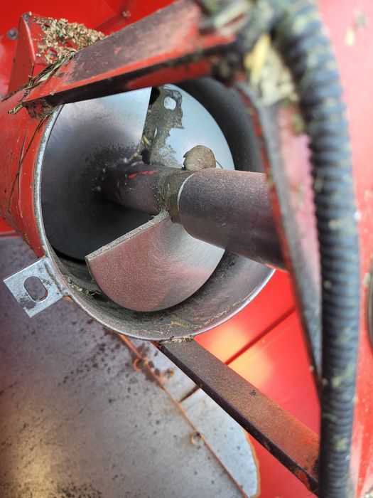 Massey ferguson 36 heder power flow 1999 rok