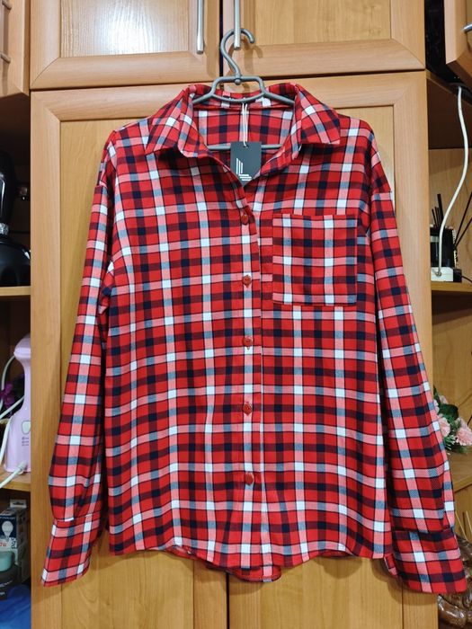 Нова сорочка в клітинку