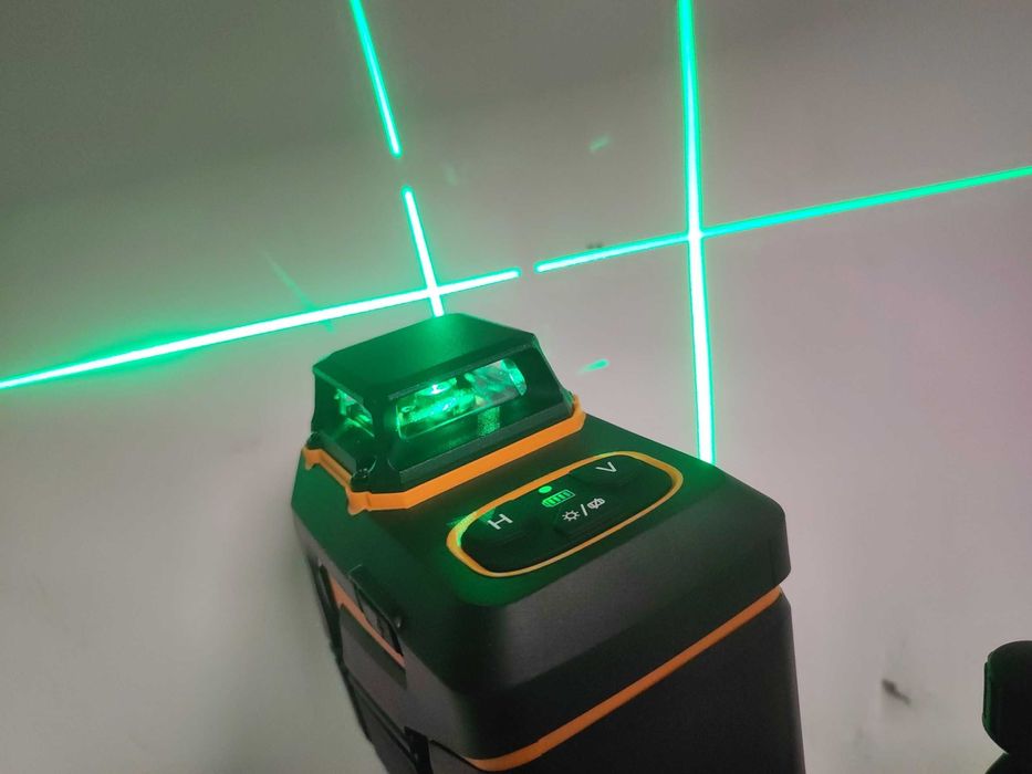 16 Linii DEKO DKLL16PS1 Laser liniowy zielony 4x360 kpl
