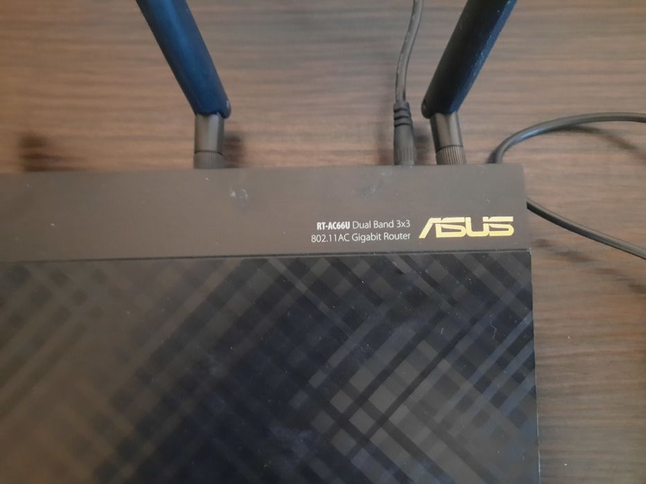 Роутер Asus RT-AC66U, Dual-Band Wi-Fi Gigabit Router асус
