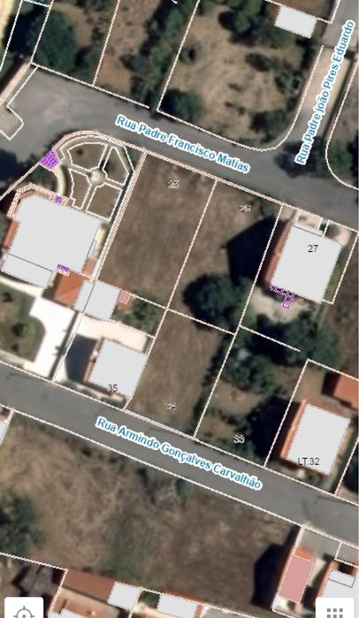 Vendo 3 lotes de terreno para construção